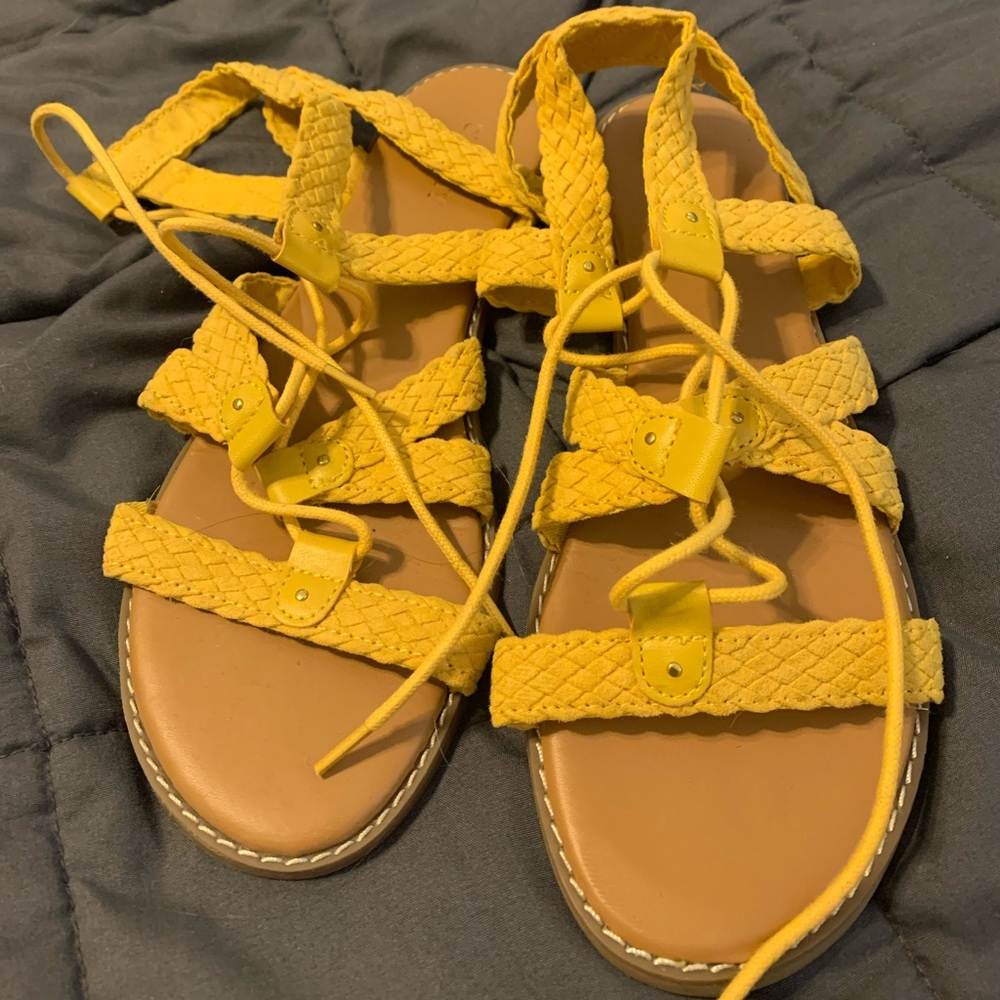 Yellow ankle strap tie sandals from Old Navy, women’s size 7-8